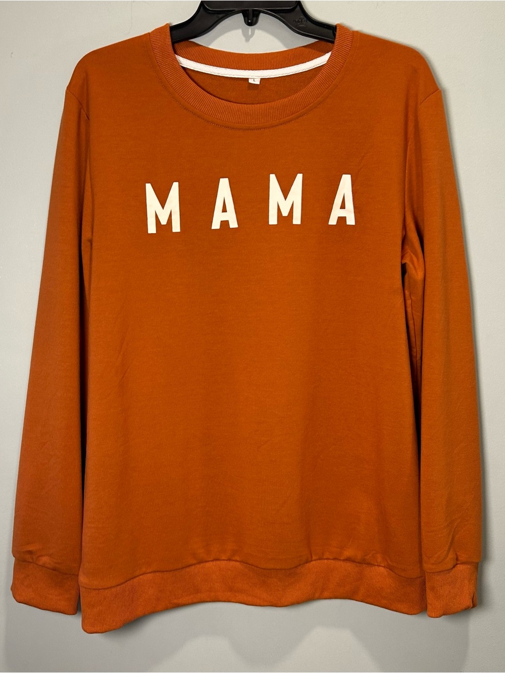 ‘Mama’ Rust Colored Crewneck Sweatshirt Large Fall Winter
